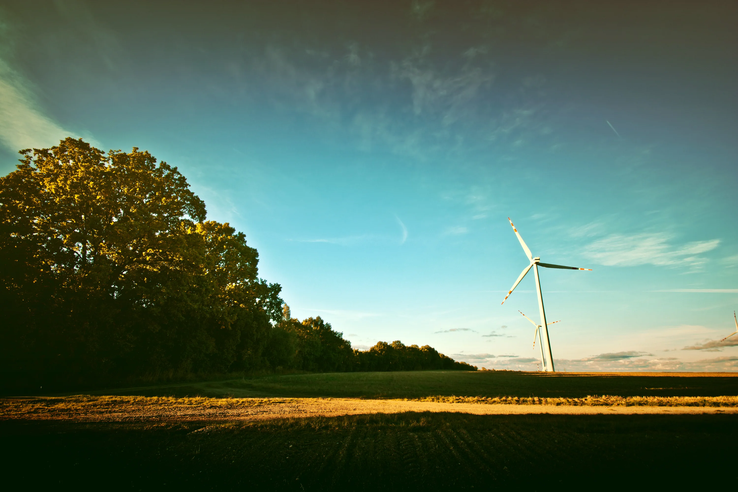 Hybrid Power Systems — Maktub Green Energy